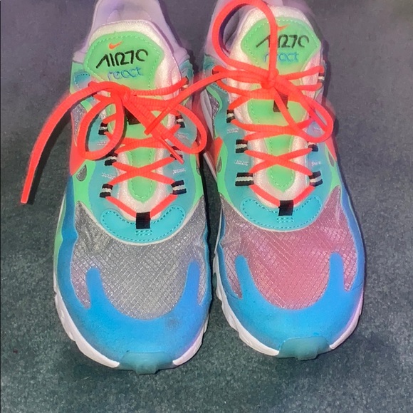 nike 270 react - Picture 2 of 3